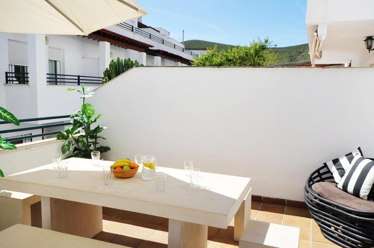 3 Bedroom Townhouse Benahavis Village Exteriör bild