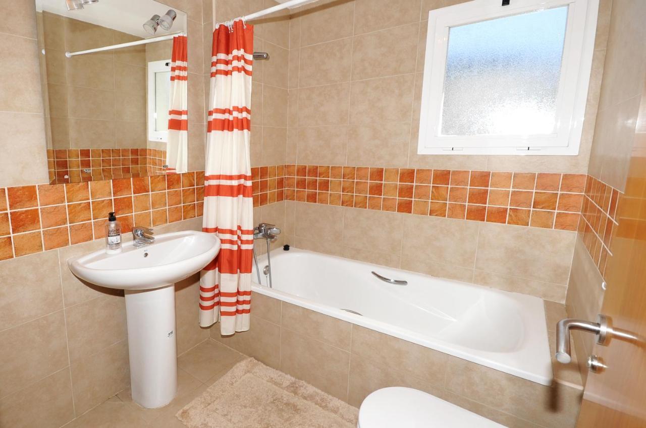 3 Bedroom Townhouse Benahavis Village Exteriör bild